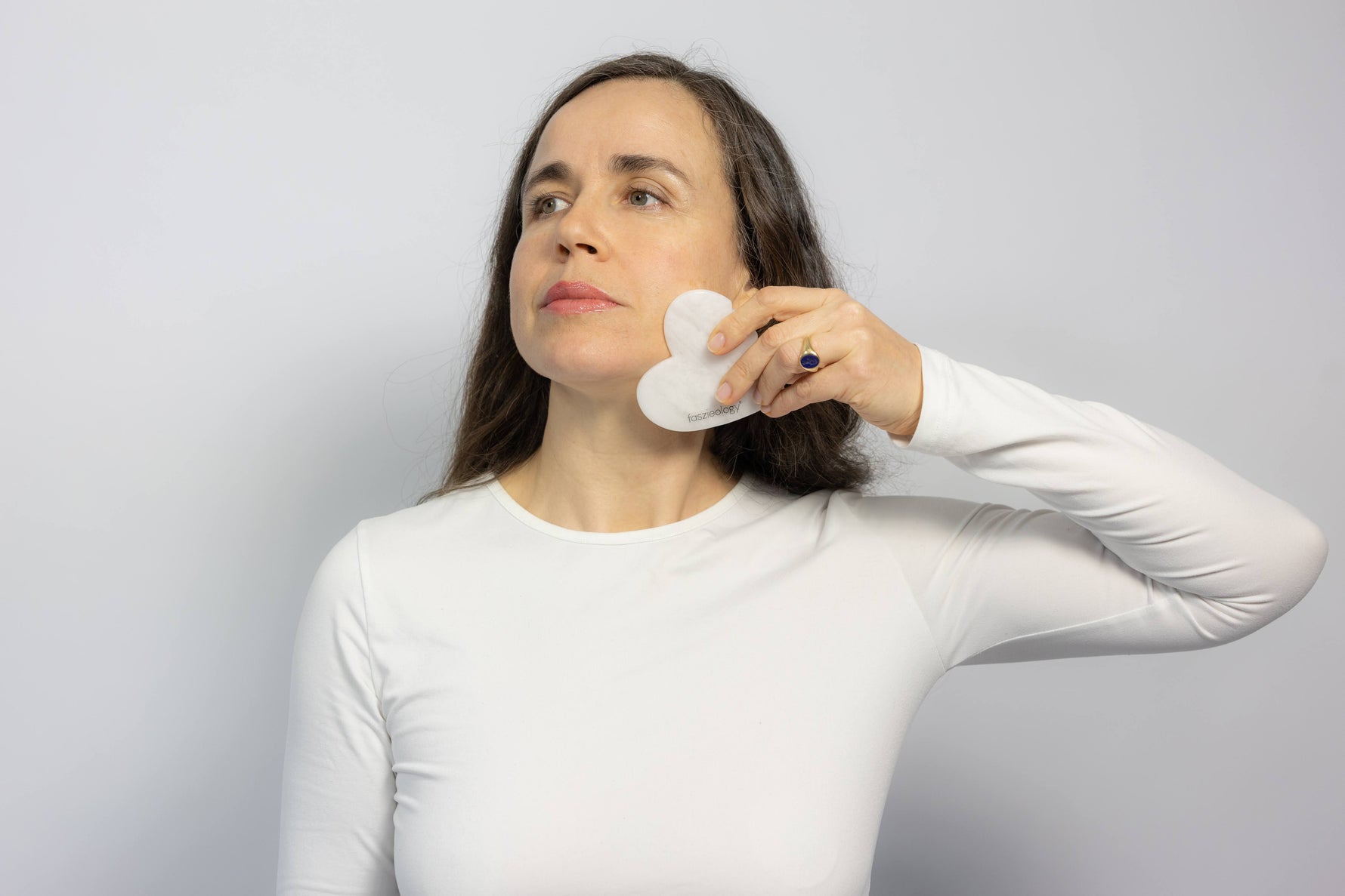 Lymphdrainage Gesicht selbst machen — so funktioniert es wirklich